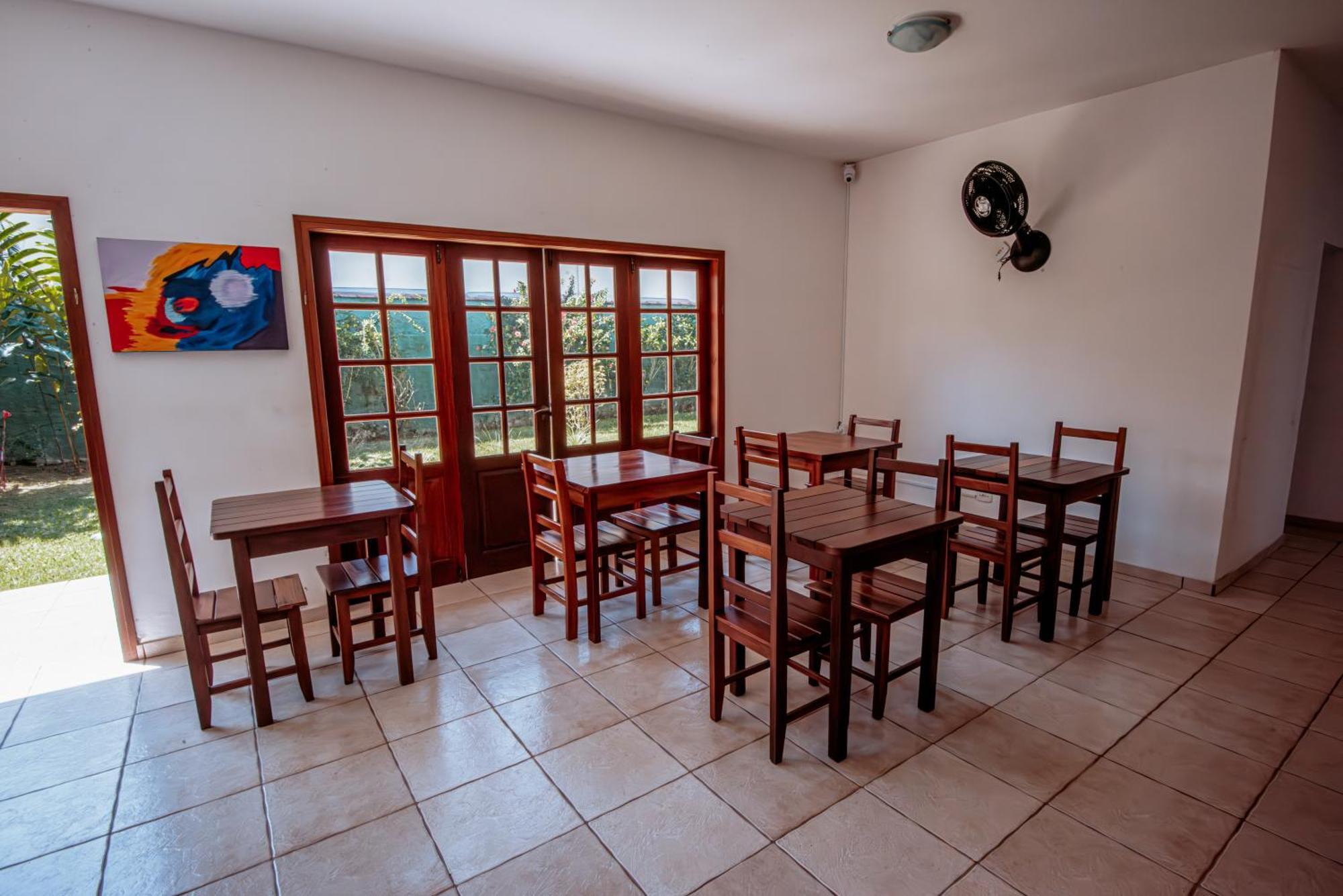 賓館 Pousada Ubatuba Itagua