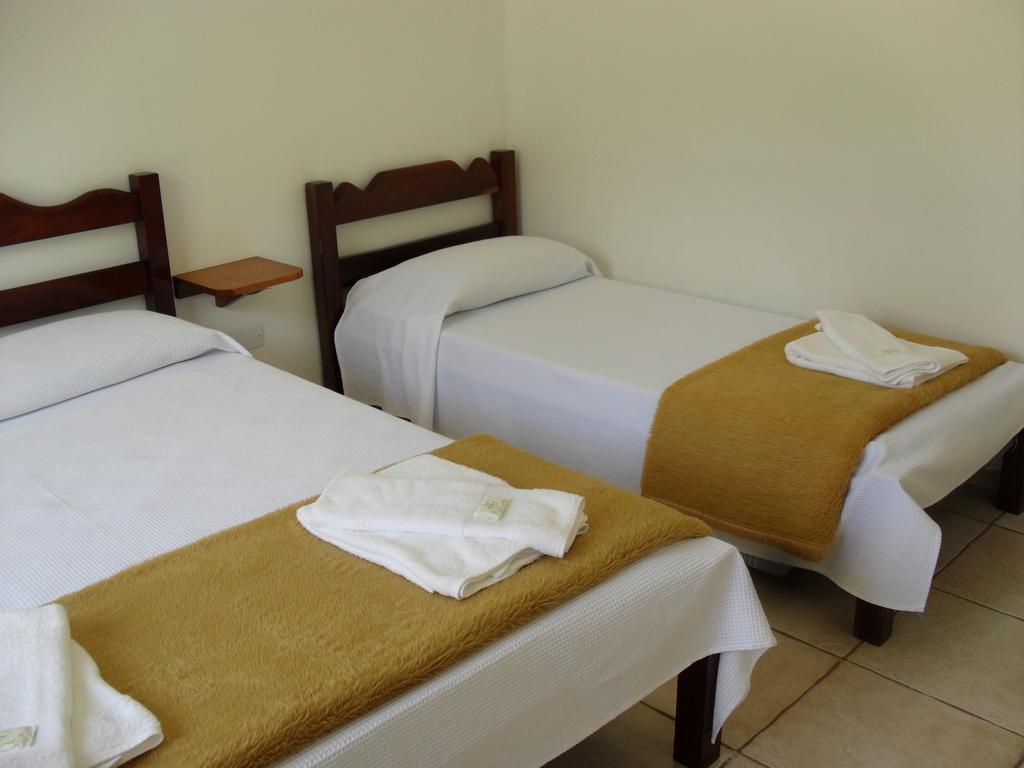 賓館 Pousada Ubatuba Itagua *